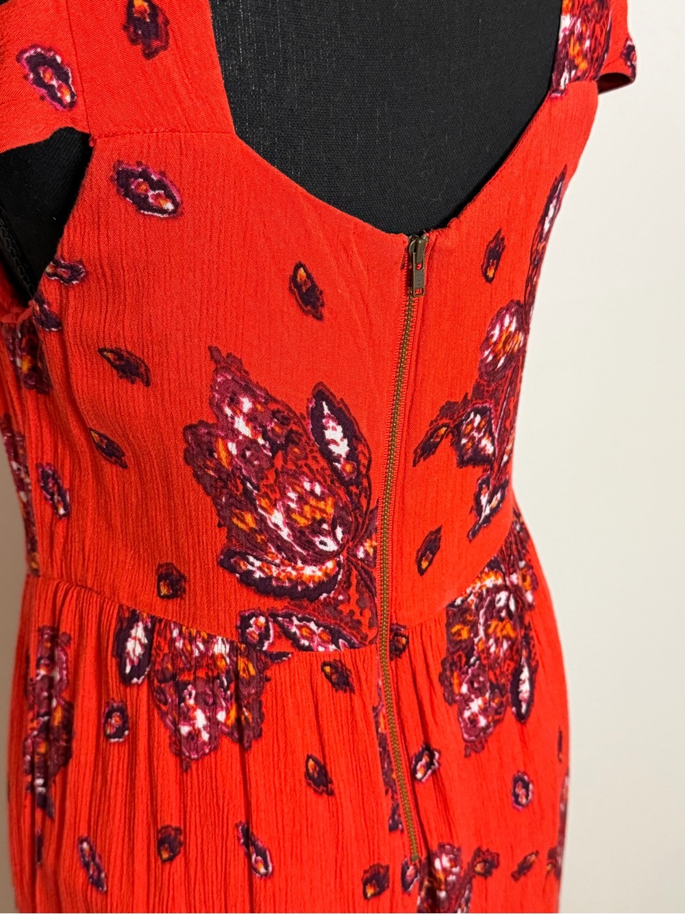 Free People, Retro Love You Love Me Jumpsuit, Size 6 - Picture 12 of 15